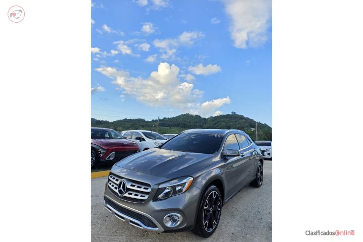 Mercedes Benz GLA250