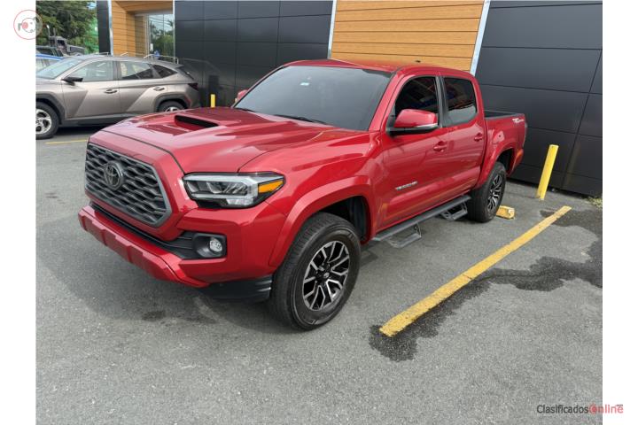 Tacoma TRD SPORT solo 22,000 millas
