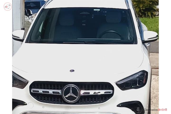 MERCEDES BENZ GLA 2025