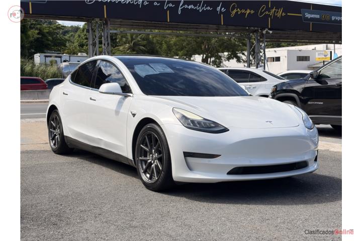 2020 TESLA MODEL 3 STANDARD PLUS COMO NUEVO!!