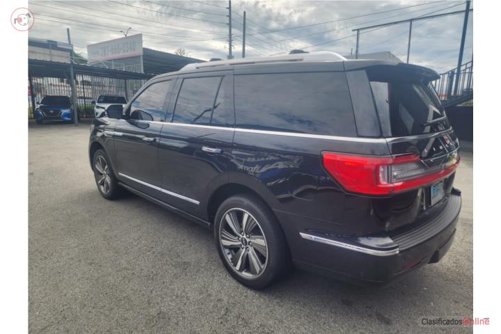 LINCOLN NAVIGATOR 2019 CON 60,000 MILLAS