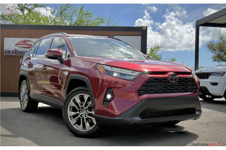 2023 Toyota RAV4 XLE PREMIUM 52K Millas