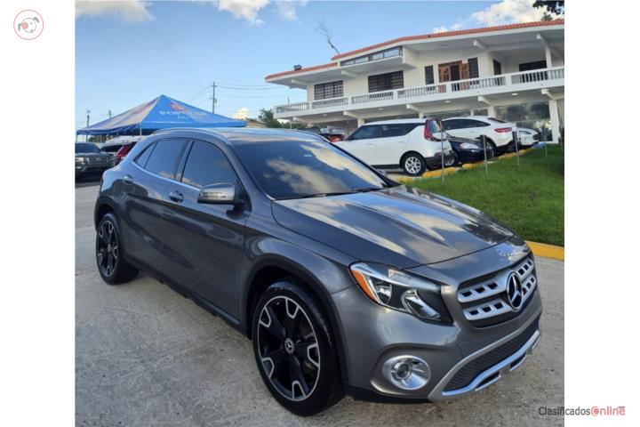 Mercedes Benz GLA250 2018