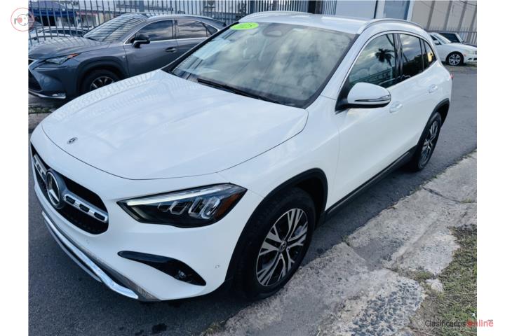 Mercedes Benz GLA 2025