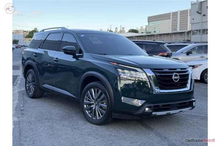 Nissan Pathfinder SL 2023
