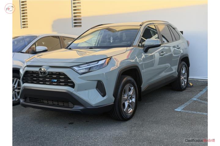 Rav4 XLE/ Certificada/ Sunroof