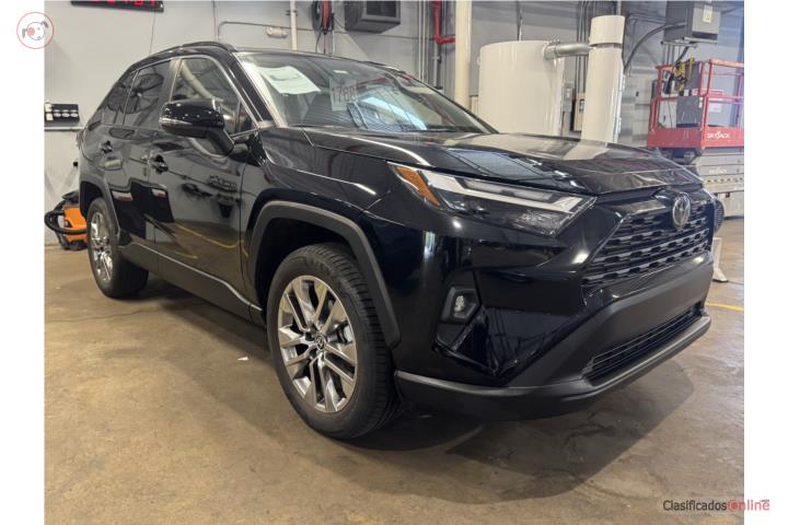 ¡2025 TOYOTA RAV4 XLE PREMIUM . PREOWNED!