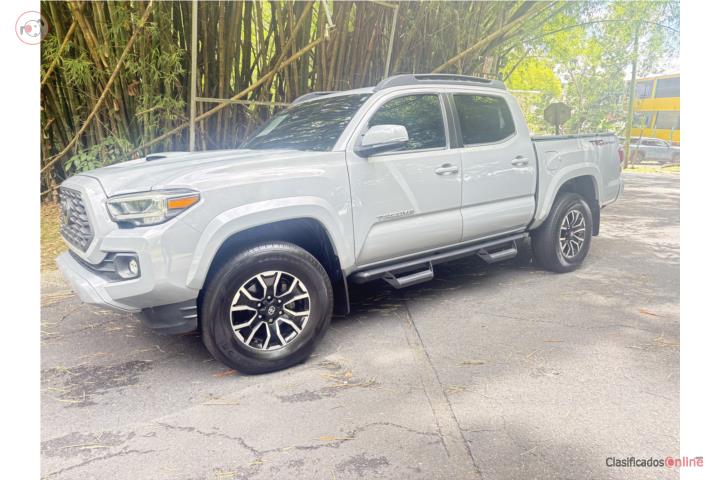 Toyota Tacoma sport
