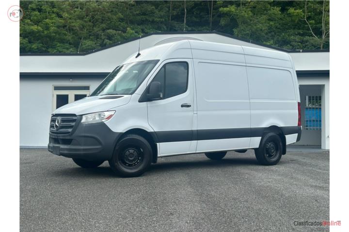 MERCEDES BENZ SPRINTER 2500 TECHO ALTO