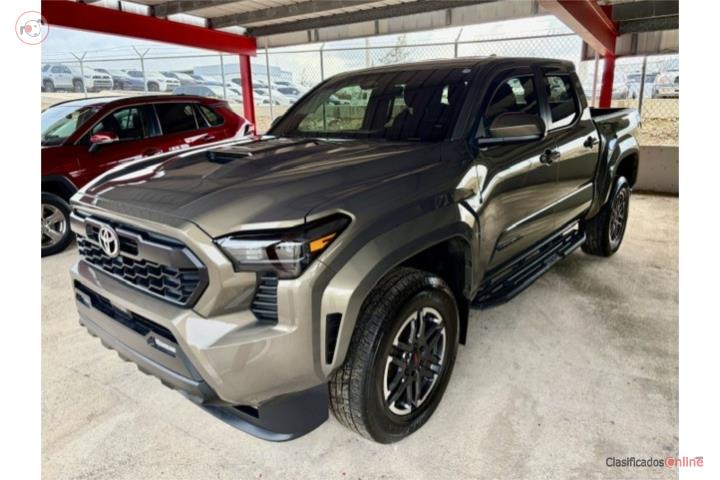 TOYOTA Tacoma Trd Sport