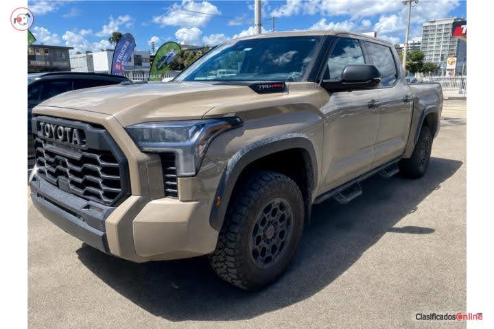 Tundra TRD PRO 2025 25k millas.