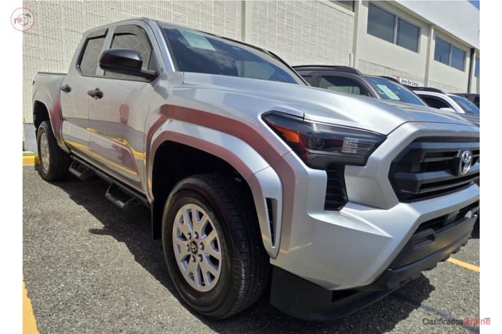 Toyota Tacoma SR 2025