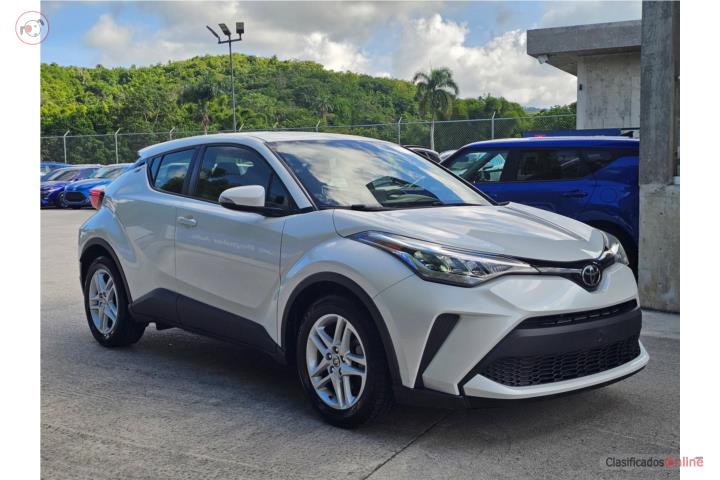 TOYOTA C-HR / COMO NUEVA / LLAMA