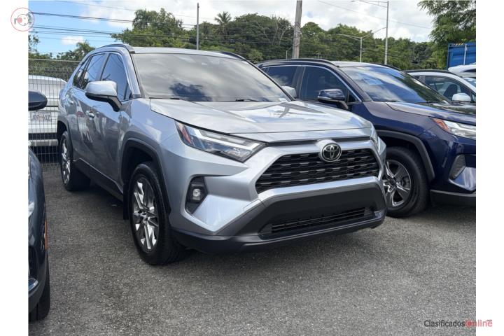 2023 TOYOTA RAV 4 XLE PREMIUM