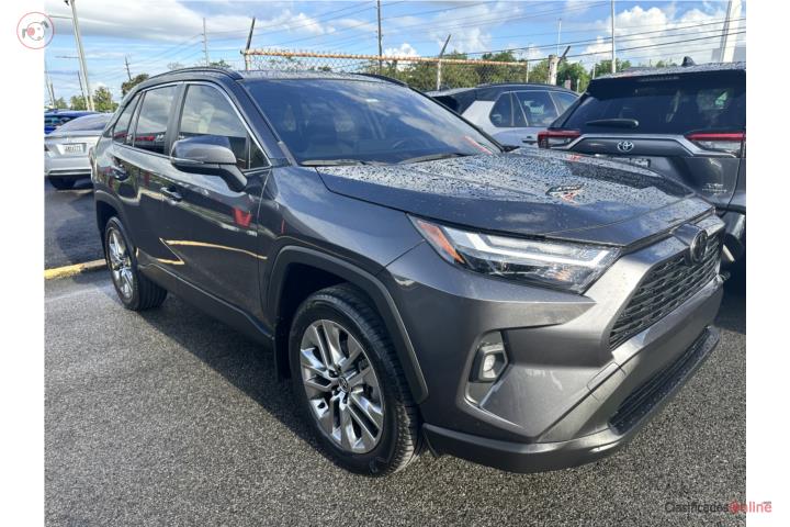 TOYOTA RAV4 XLE 2025 (SOLO 6K MILLAS)
