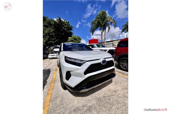 Toyota RAV4 SE Hybrid 2023