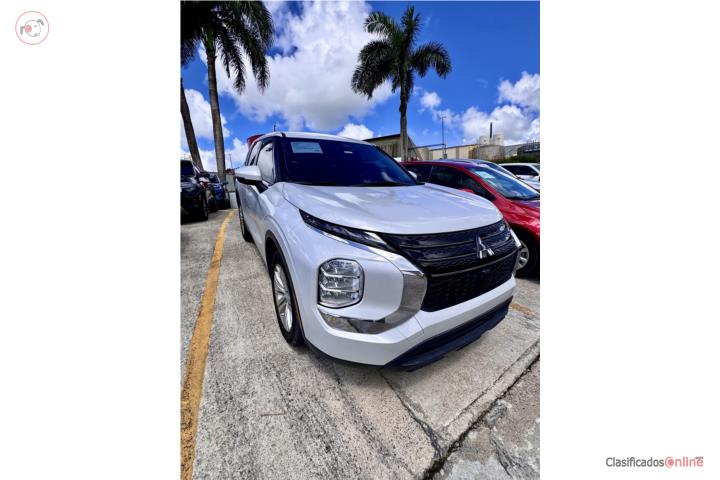 Mitsubishi Outlander ES 2022