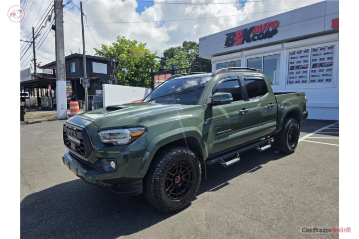 Toyota tacoma trd sport