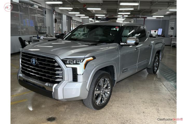 Toyota Tundra Capstone 2022 Low Millage