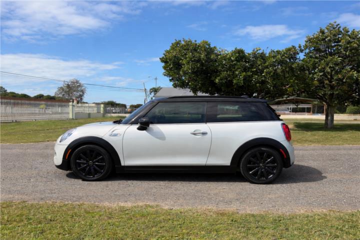 MINI Cooper del 2016
