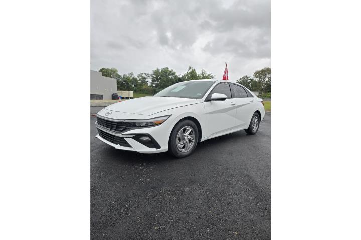 Hyundai Elantra del 2025