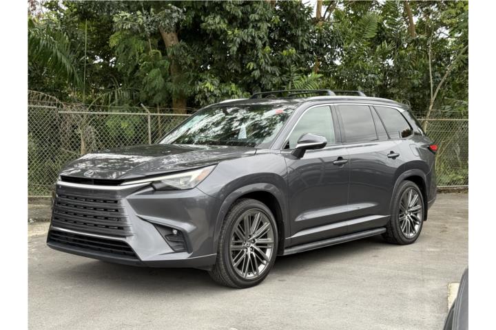 Lexus TX del 2024