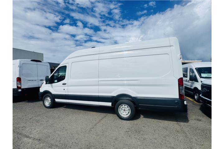 Ford Transit Cargo Van del 2026