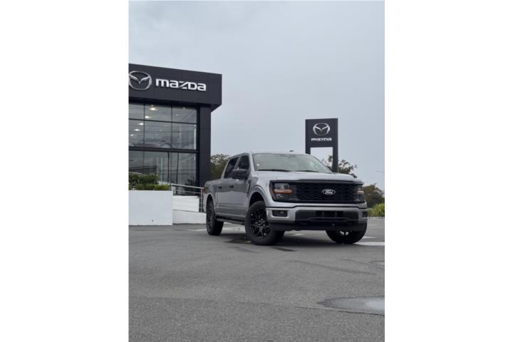 Ford F-150 STX 4X4 2025