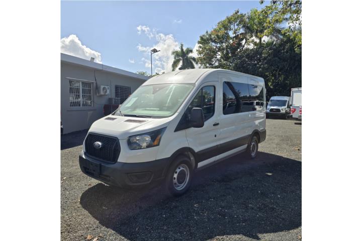 Ford Transit Passenger Van del 2021