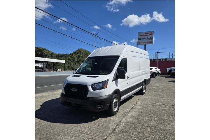 Ford Transit Cargo Van del 2023