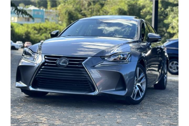 Lexus IS del 2020