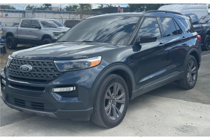 Ford Explorer XLT 2023