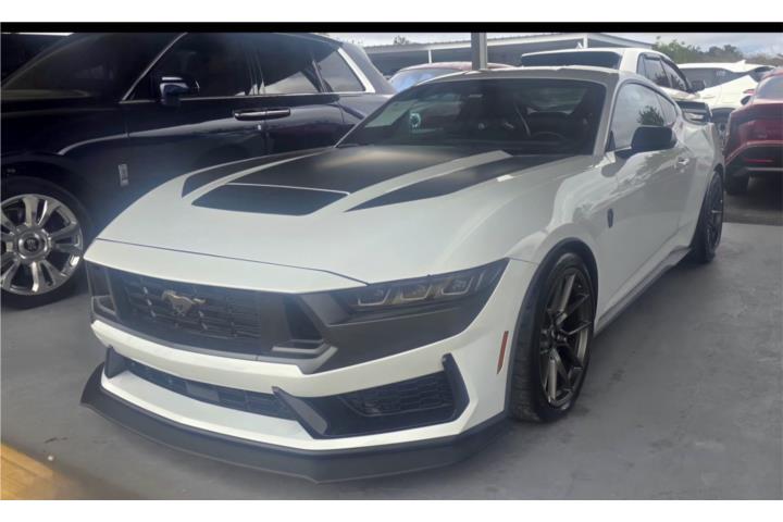 Ford Mustang Dark Horse 2024
