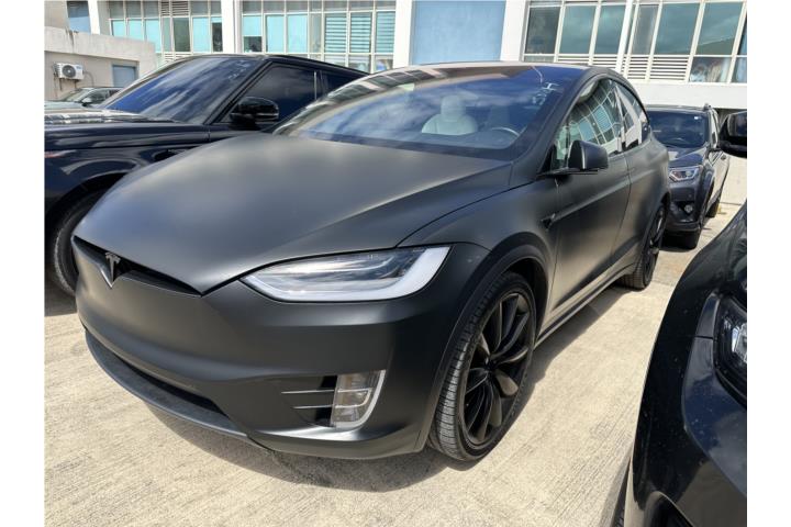 Tesla Model X del 2021