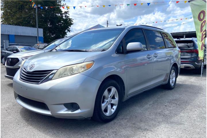 Toyota Sienna del 2012