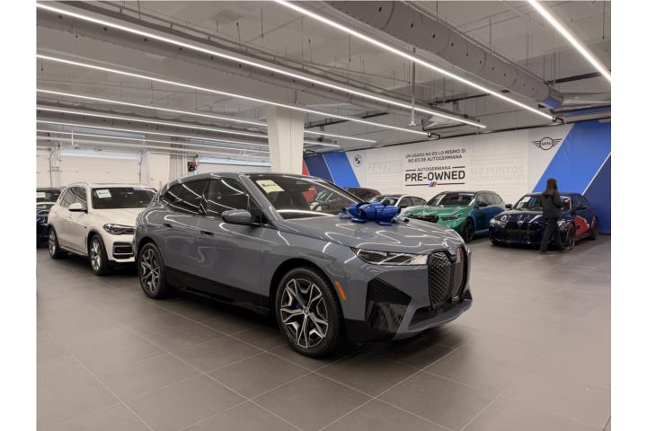 BMW iX del 2025
