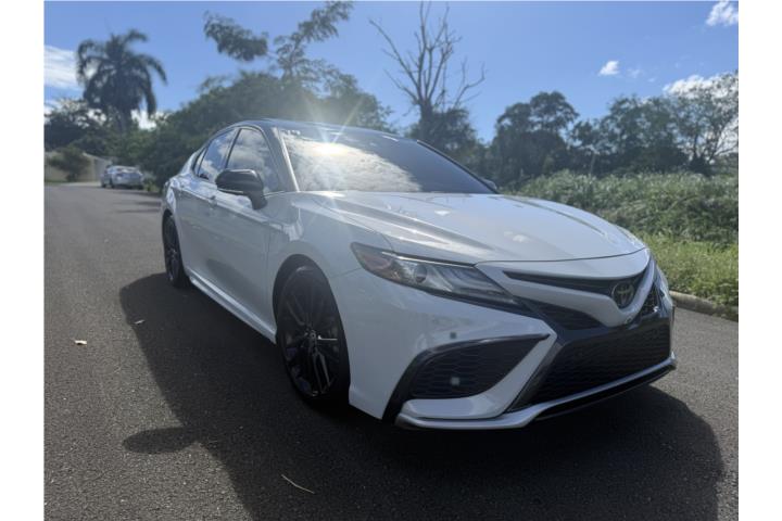 CELESTIAL SILVER / FULL LEATHER / SUN ROOF