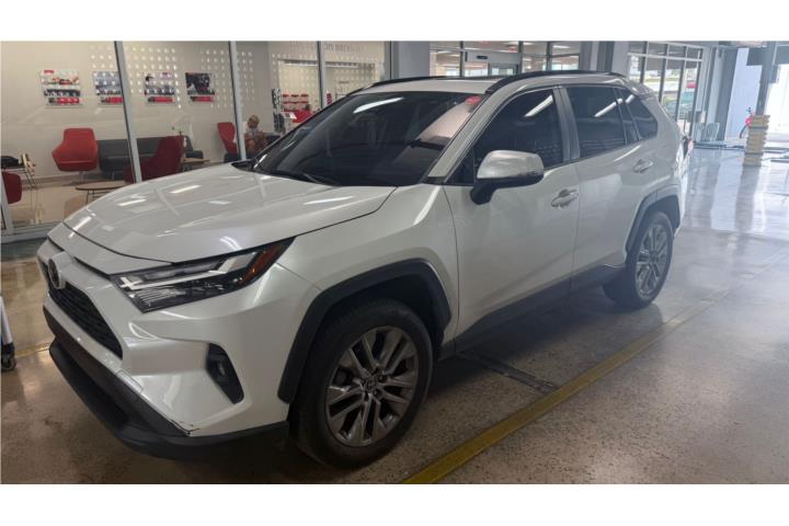 2024 Toyota RAV4 XLE PREMIUM