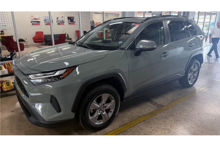 2024 Toyota RAV4 XLE