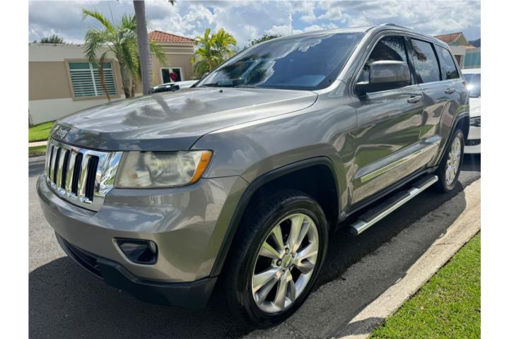2011 Jeep Grand Cherokee Laredo