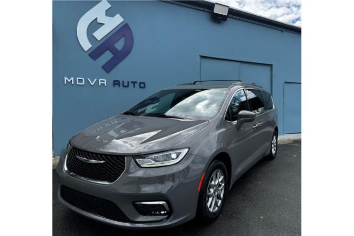2022 Chrysler Pacifica Touring