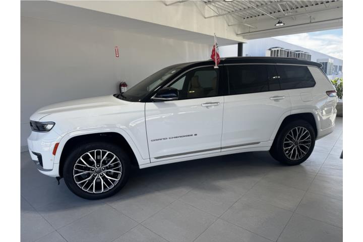 2022 Jeep Grand Cherokee Summit