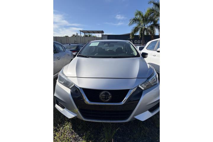 Nissan Versa 2023