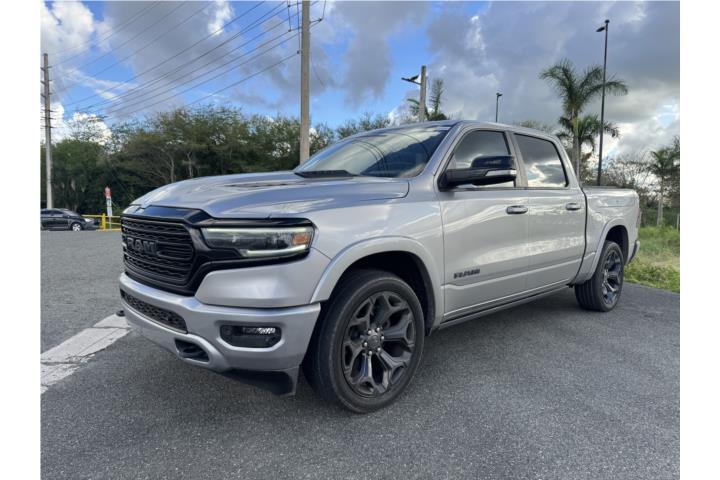 RAM 1500 LIMITED 2022 CON SOLO 29K MILLAS