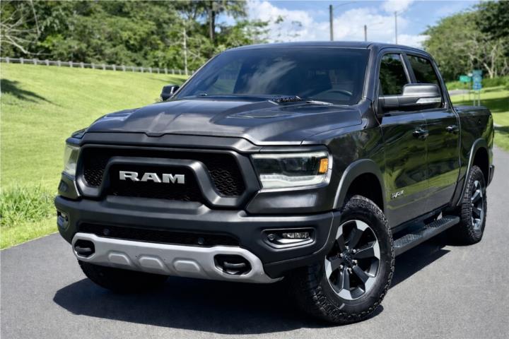 RAM Rebel 1500 HEMI 2020