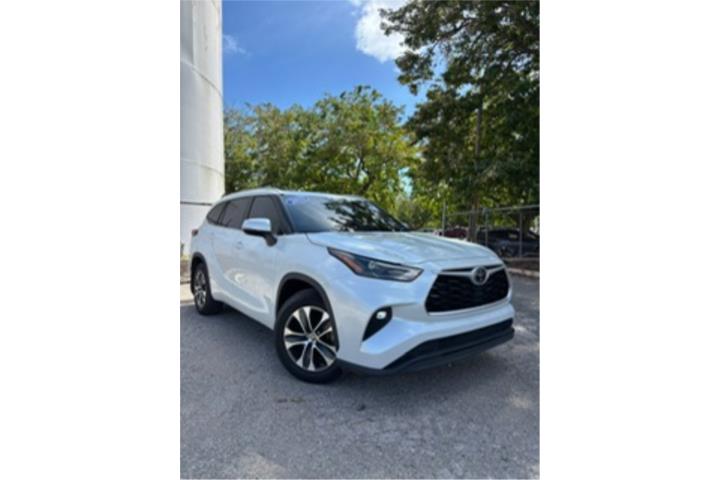 Toyota Highlander XLE 2022
