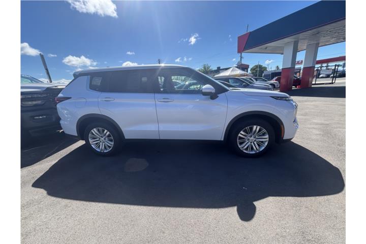 Mitsubishi Outlander 2024