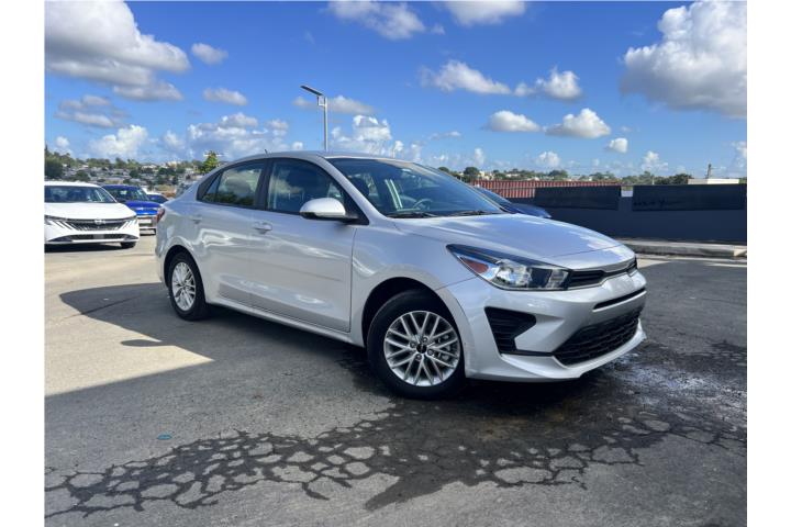 Kia Río 2022 solo 6,914 millas