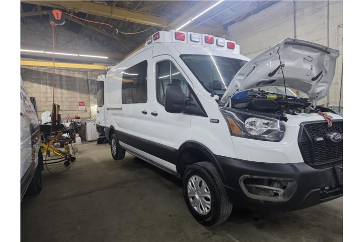 Ambulancia Ford Transit Medix 2020