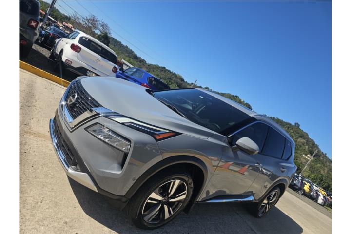 Nissan Rogue Platinum 2023 1.5L 5833 millas